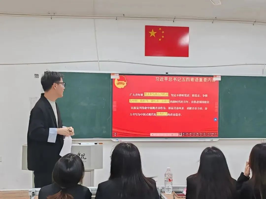 10982